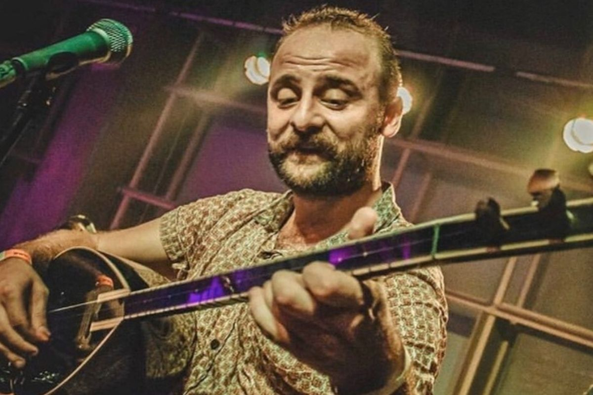 Ozan Çoban Yeni Albümü ‘Mutlu İnsanlar Gibi’yi Bu Gece Yayınlıyor