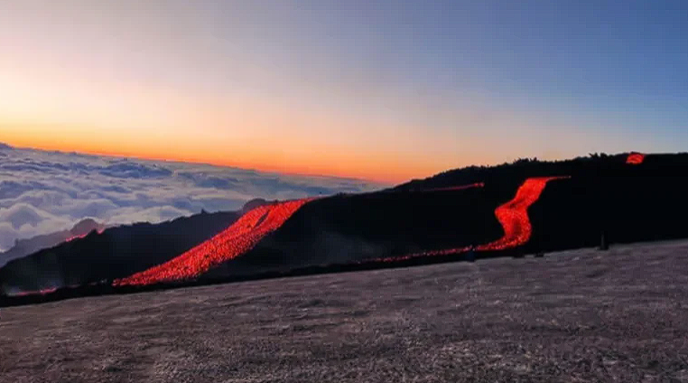Etna Yanardağı’nın Derin Magma Sırrı Çözüldü (Kardeş Haber)