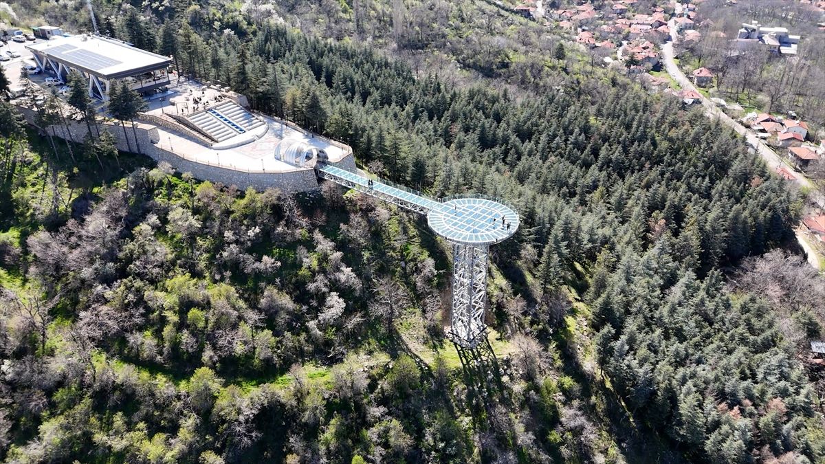 Kirazlıdere Cam Seyir Terası 1,1 Milyon Kişiyi Misafir Etti